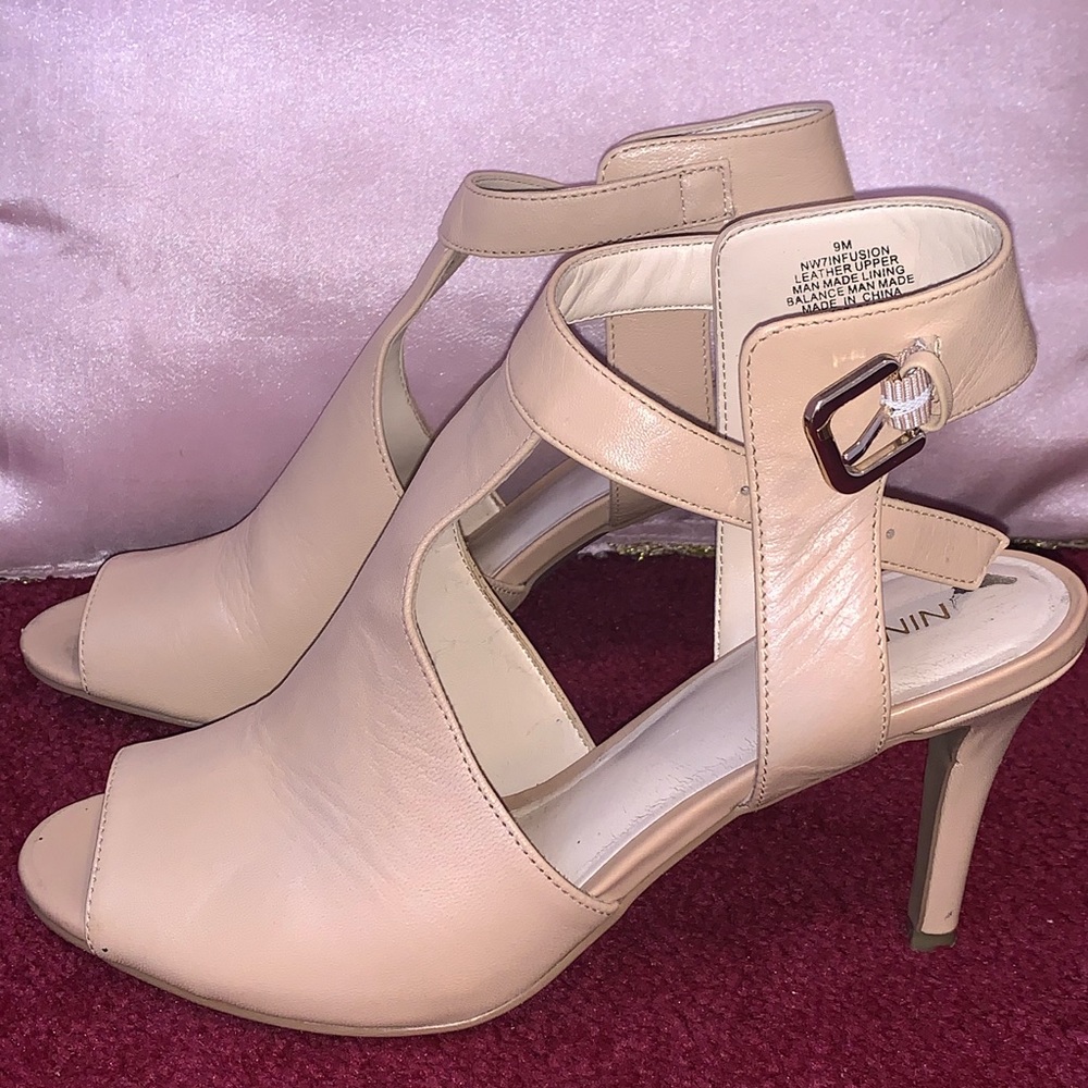 Pinkish heels